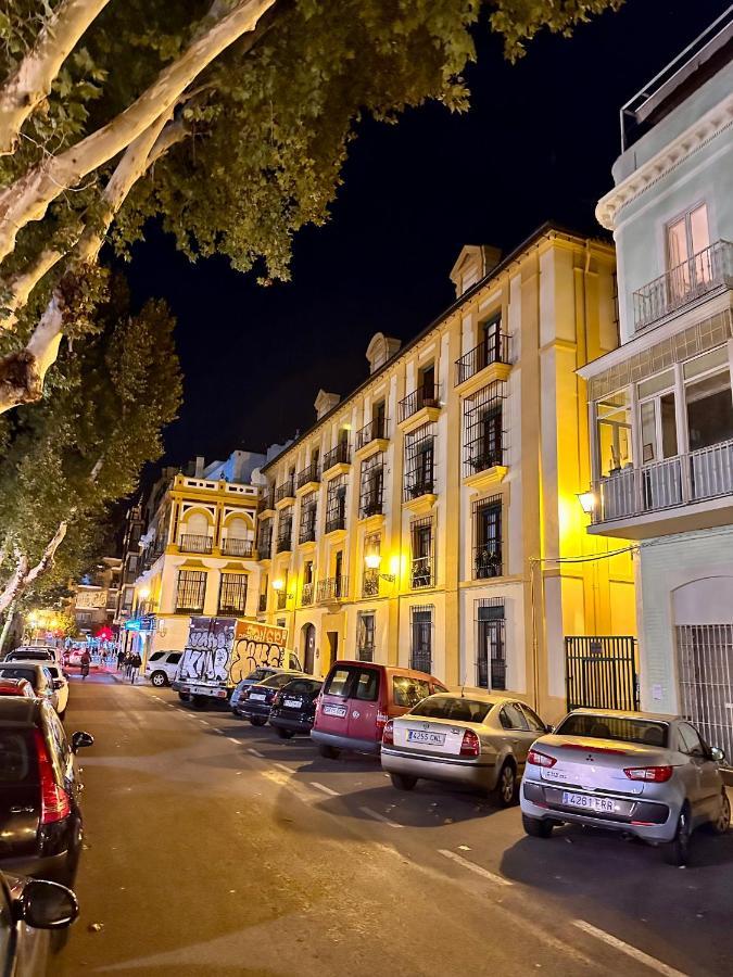Suites Las Setas & Bicicletas Electricas Gratis Sevilla Bagian luar foto