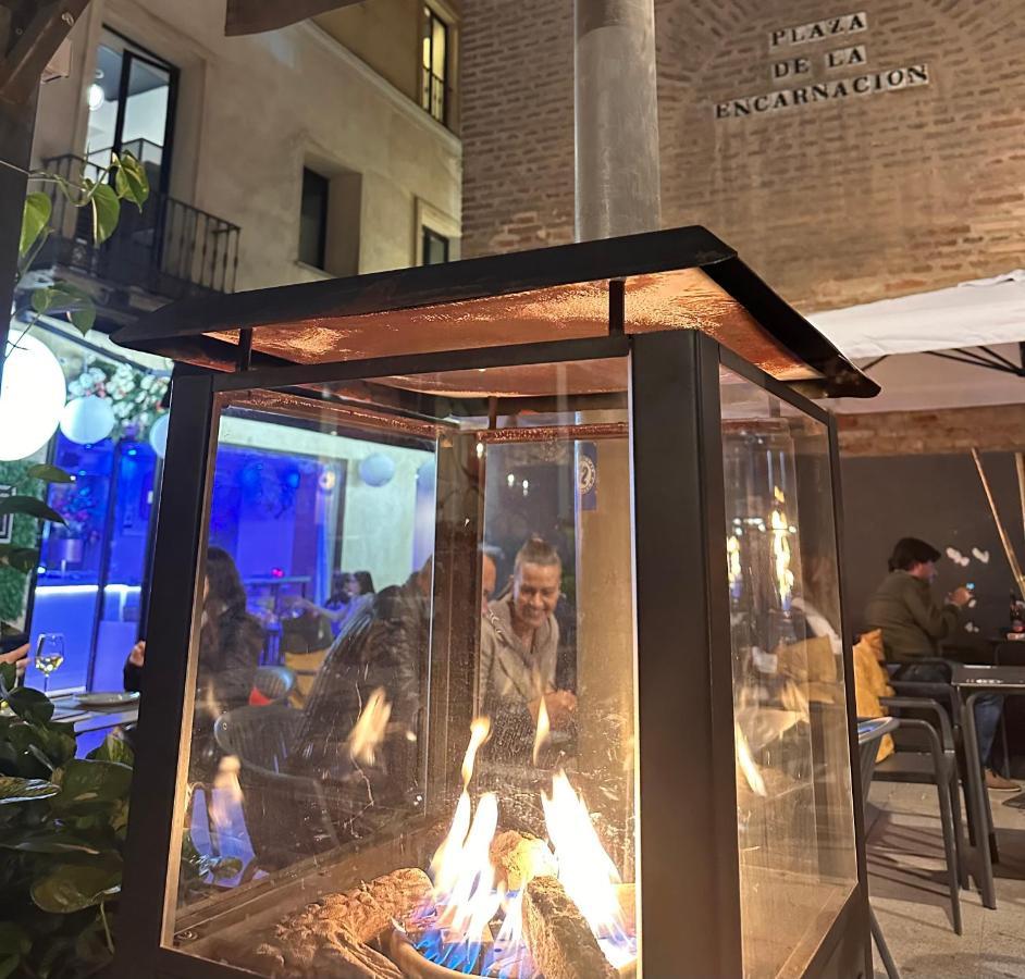 Suites Las Setas & Bicicletas Electricas Gratis Sevilla Bagian luar foto