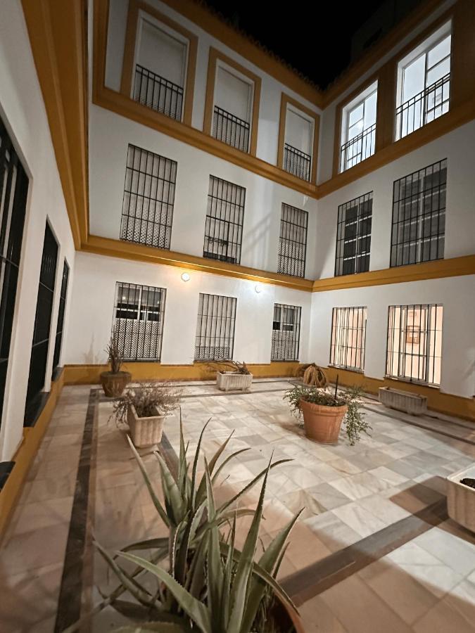 Suites Las Setas & Bicicletas Electricas Gratis Sevilla Bagian luar foto