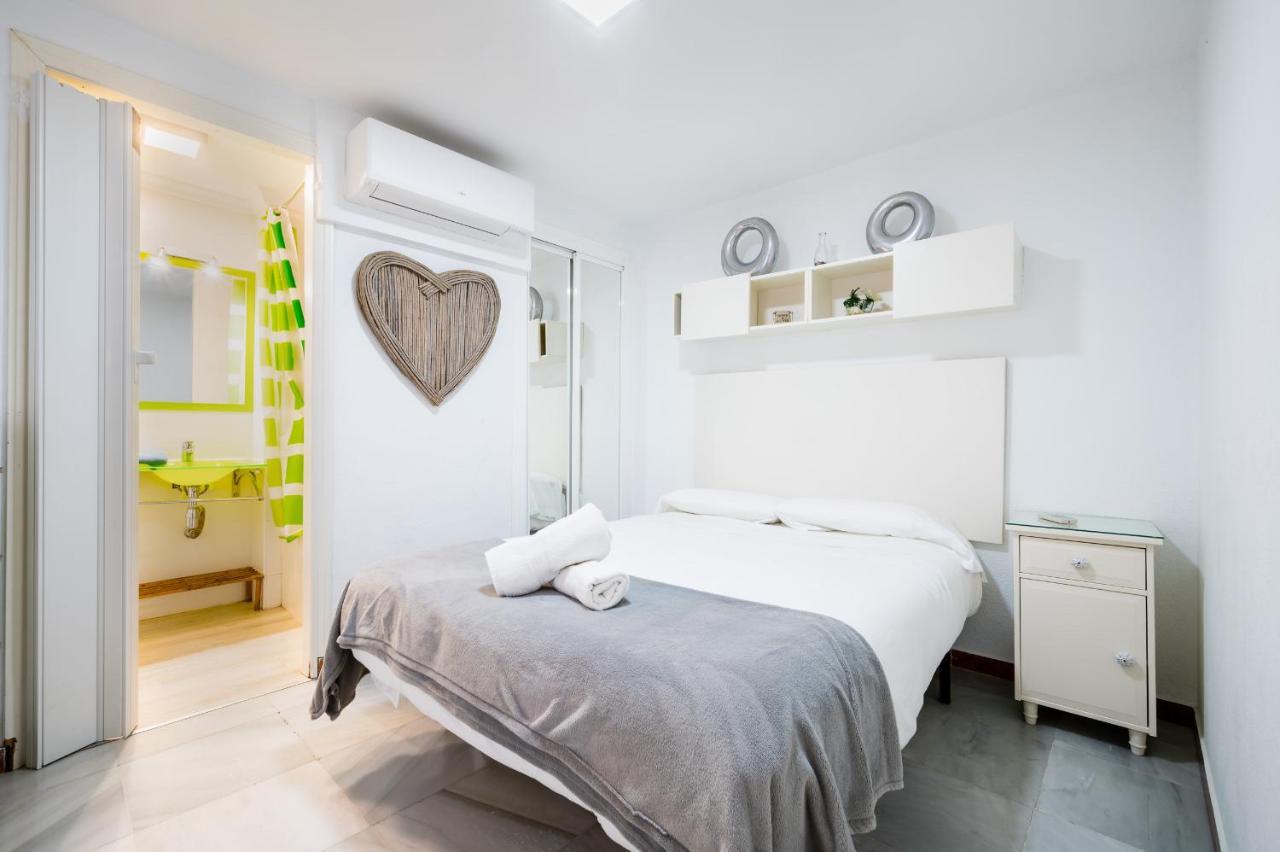 Suites Las Setas & Bicicletas Electricas Gratis Sevilla Bagian luar foto
